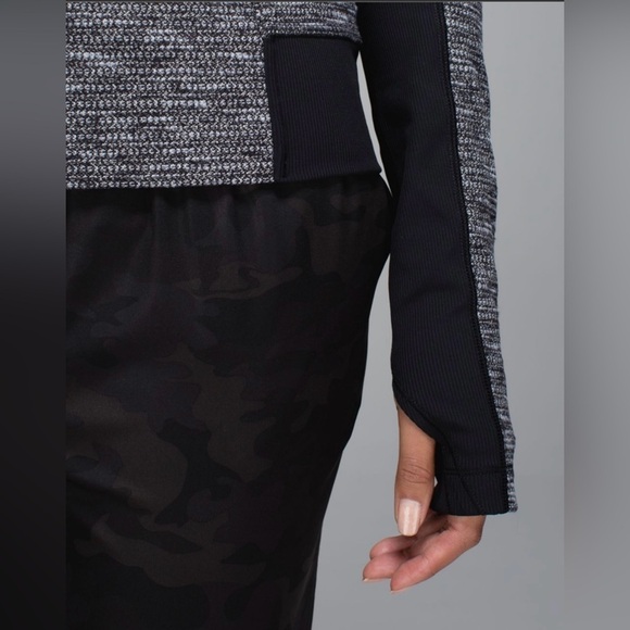 Lululemon Women’s Bhakti Yoga Jacket Size 4 Zip up Pockets Coco Pique  / Black - Picture 5 of 16